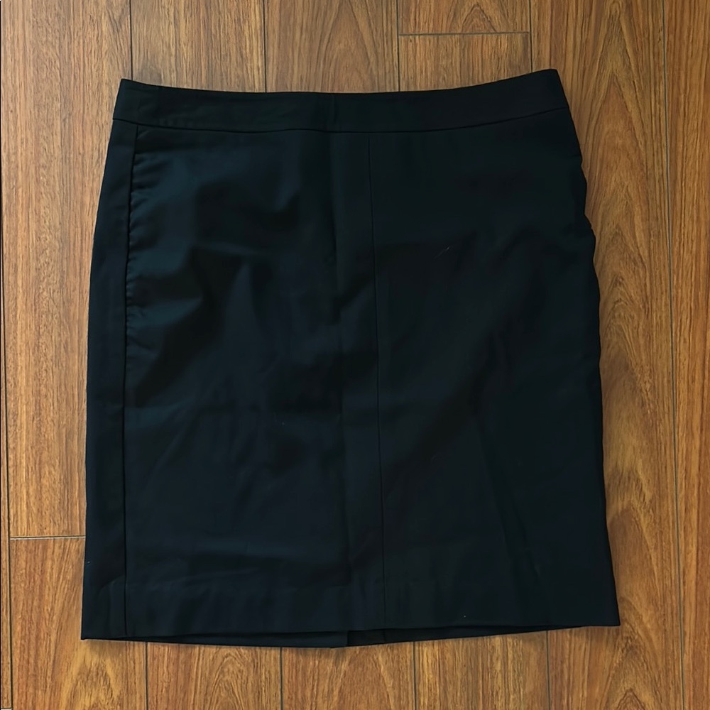 BCBGMAXAZRIA skirt